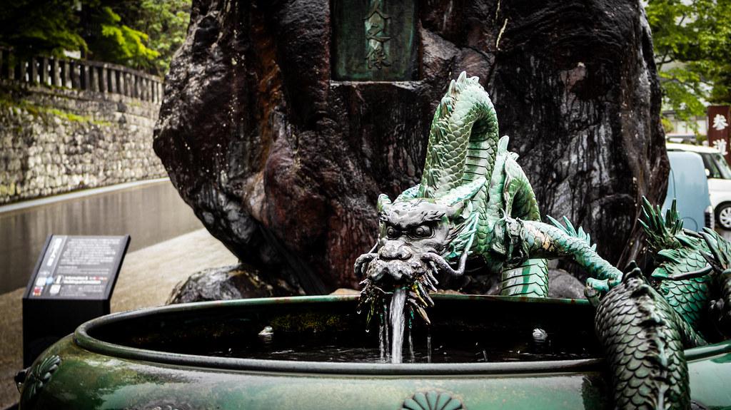 dragon-fountain-at-nikko_53203199291_l